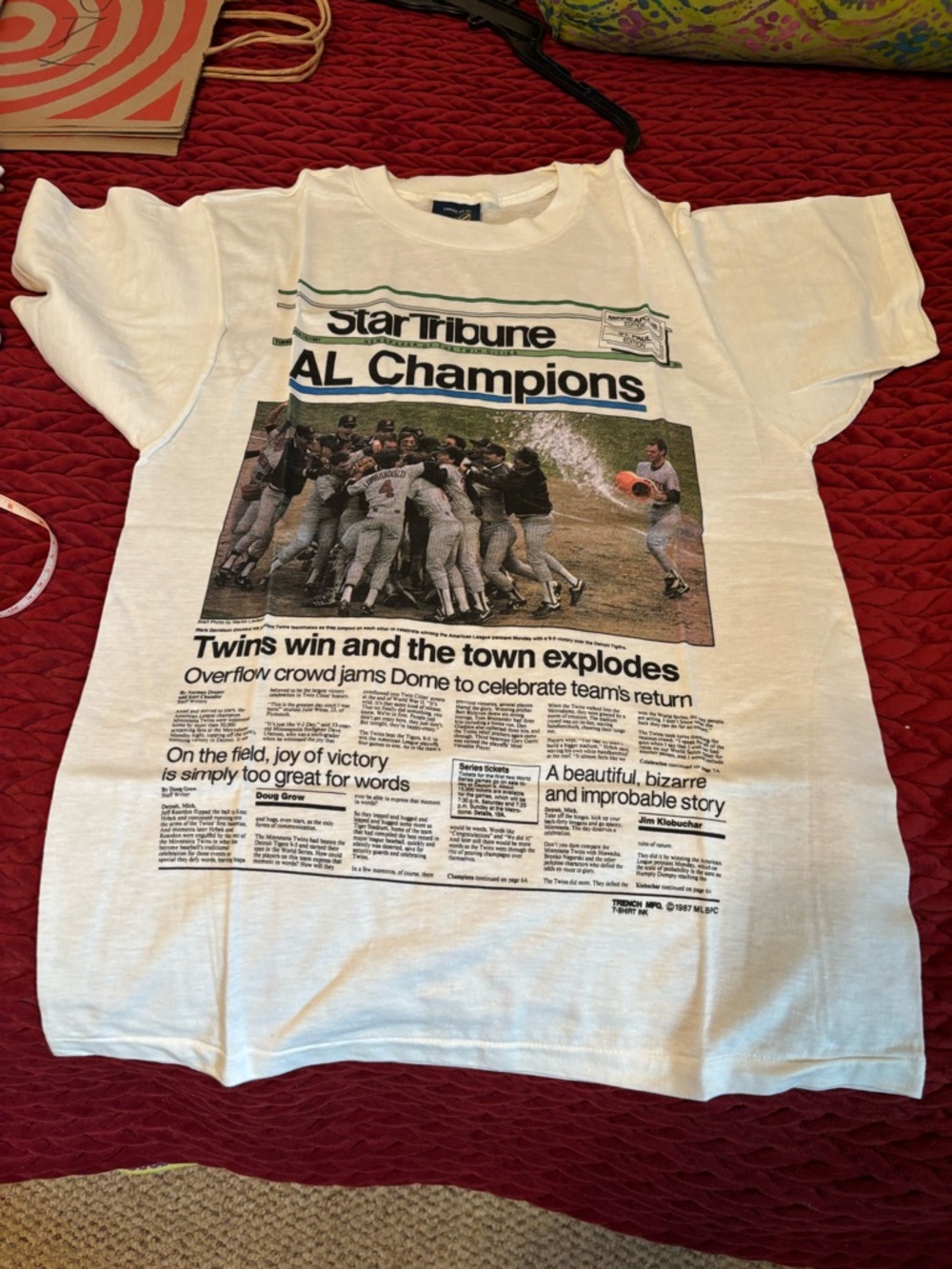Twins AL Champions Vintage Newspaper Graphic Tee - White